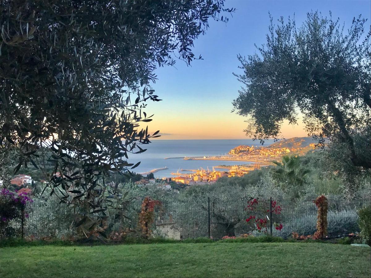 Le Jardin Sur Mer Avec Bike Et Mtb Tour Hotel Imperia Buitenkant foto