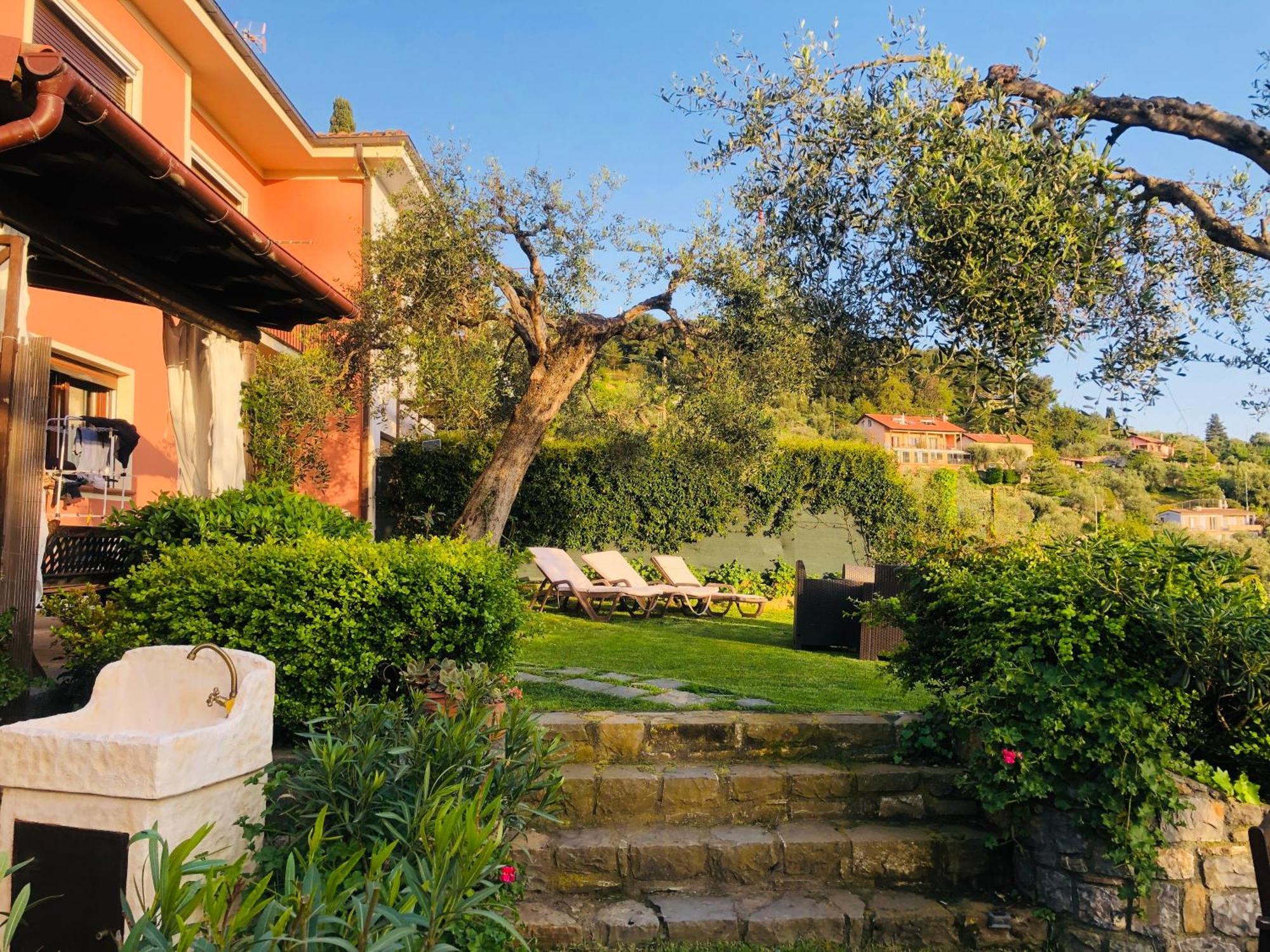 Le Jardin Sur Mer Avec Bike Et Mtb Tour Hotel Imperia Buitenkant foto